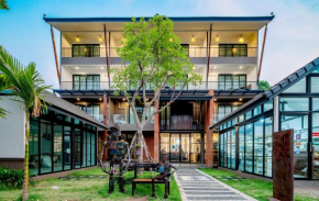 Momo Hotel